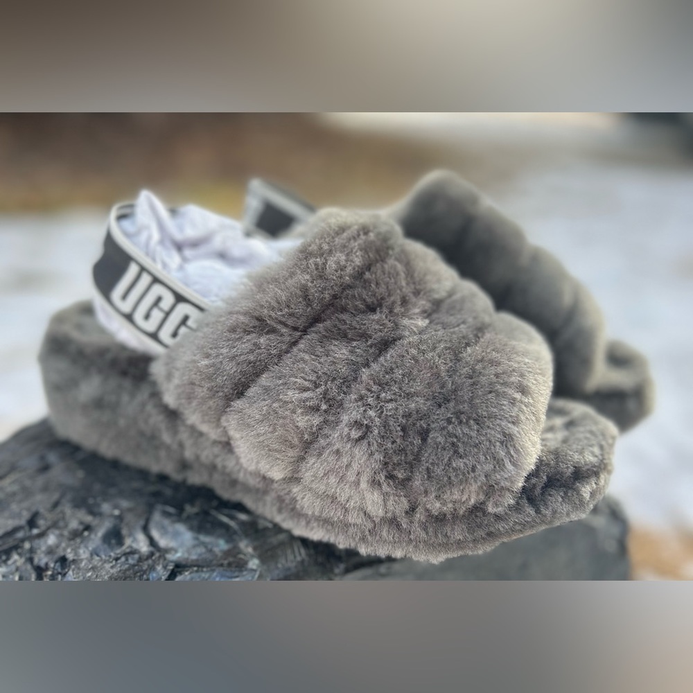 UGG Fluff Yeah Slide Sandal Gray Women’s 6